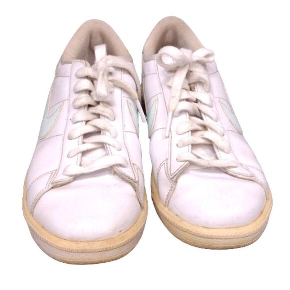 Woman's Nike Tennis Classic Sneakers 312498-135 White Leather Size US 8 - Picture 4 of 9